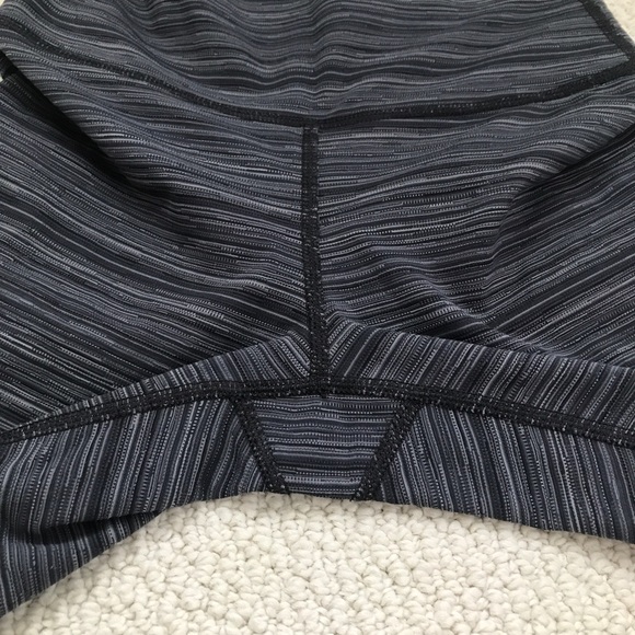 Lululemon High Times Pant Luxtreme Size 2 - Picture 5 of 5
